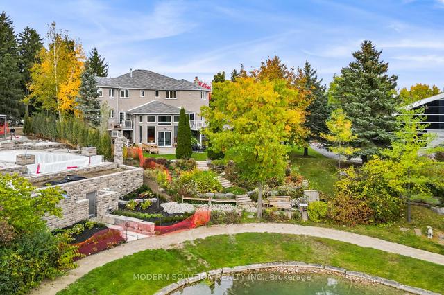 335 River Oak Pl, House detached with 6 bedrooms, 8 bathrooms and 12 parking in Waterloo ON | Image 2