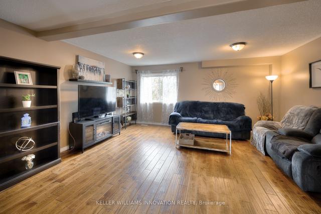 16 - 317 Mill St, House attached with 3 bedrooms, 2 bathrooms and 2 parking in Kitchener ON | Image 6
