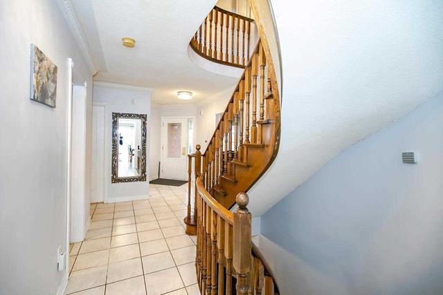 168 Ribston St, House detached with 4 bedrooms, 4 bathrooms and 6 parking in Markham ON | Image 3