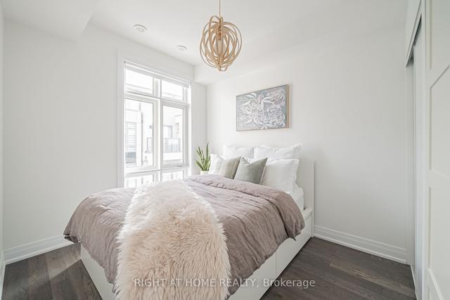 70 - 721 Lawrence Ave W, Townhouse with 2 bedrooms, 2 bathrooms and 1 parking in Toronto ON | Image 11