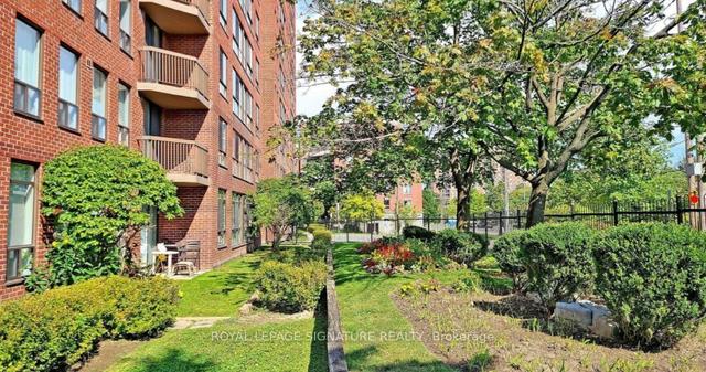 1206 - 330 Mccowan Rd, Condo with 2 bedrooms, 2 bathrooms and 1 parking in Toronto ON | Image 30