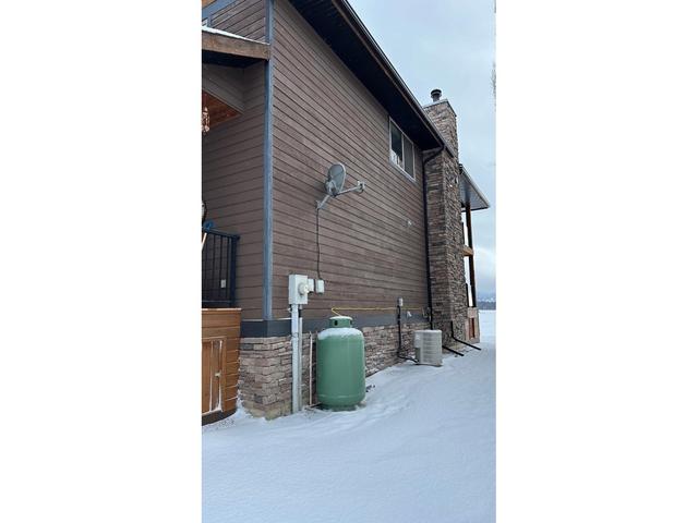 1747 5th Avenue, House detached with 3 bedrooms, 3 bathrooms and 3 parking in Invermere BC | Image 56