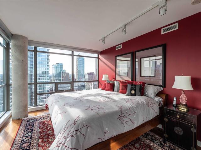 ph03 - 281 Mutual St, Condo with 3 bedrooms, 3 bathrooms and 2 parking in Toronto ON | Image 6