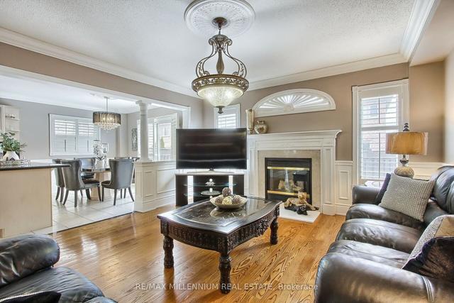 10 Royal Springs Cres, House detached with 4 bedrooms, 4 bathrooms and 6 parking in Brampton ON | Image 8