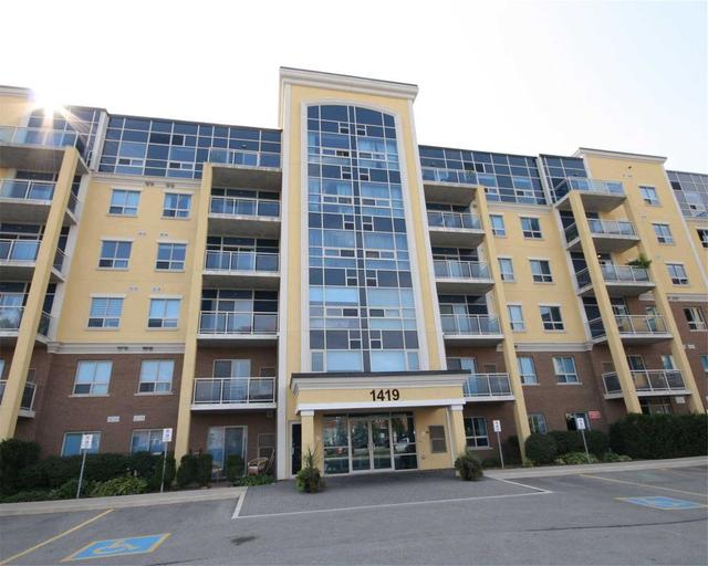612 - 1419 Costigan Rd, Condo with 2 bedrooms, 2 bathrooms and 3 parking in Milton ON | Image 1