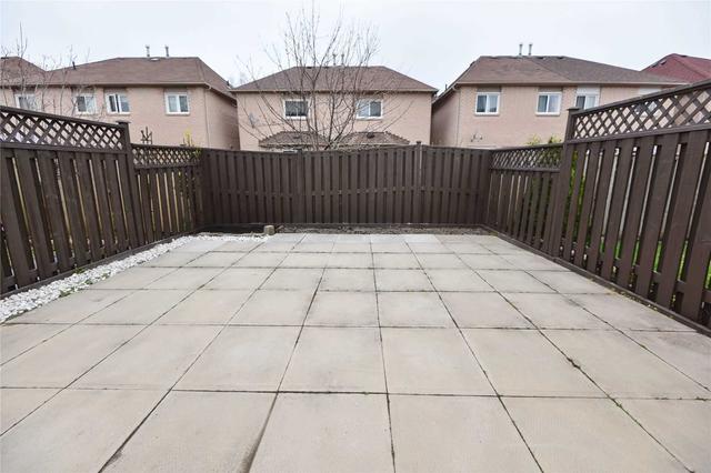 7 Gilgorm Rd, Townhouse with 3 bedrooms, 3 bathrooms and 2 parking in Brampton ON | Image 29