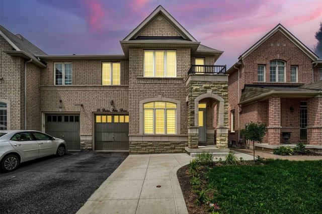 84 Daden Oaks Dr, House semidetached with 2 bedrooms, 1 bathrooms and 1 parking in Brampton ON | Image 1