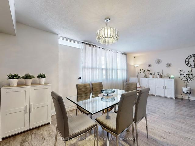 511 - 180 Markham Rd, Condo with 3 bedrooms, 2 bathrooms and 1 parking in Toronto ON | Image 7
