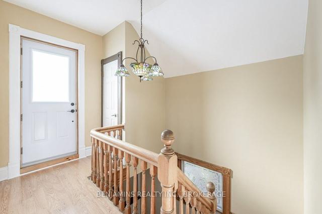 134 Lancaster St E, House detached with 3 bedrooms, 3 bathrooms and 3 parking in Kitchener ON | Image 7