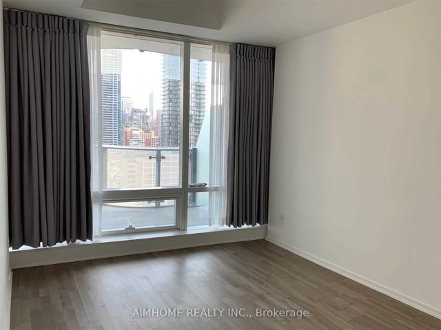 1004 - 1 Bloor St E, Condo with 2 bedrooms, 2 bathrooms and 0 parking in Toronto ON | Image 7