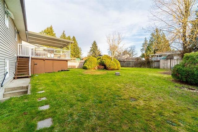 26540 32a Avenue, House detached with 5 bedrooms, 2 bathrooms and 4 parking in Langley BC | Image 40