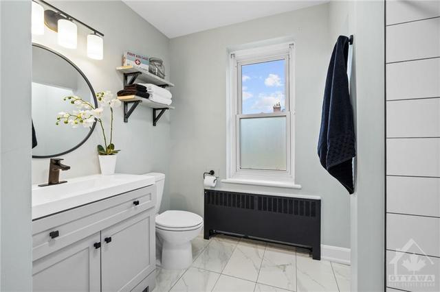 a - 77 Riverdale Avenue, Home with 3 bedrooms, 3 bathrooms and 2 parking in Ottawa ON | Image 19