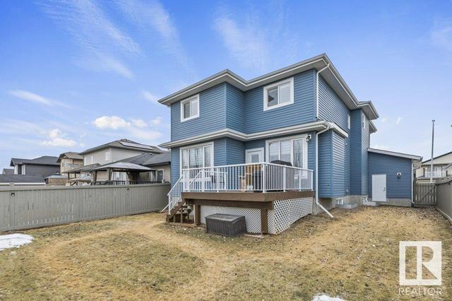 10503 106 Av, House detached with 3 bedrooms, 3 bathrooms and null parking in Morinville AB | Image 36