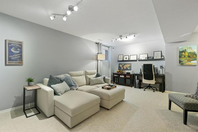 1 - 1936 31 Street Sw, Home with 2 bedrooms, 2 bathrooms and 2 parking in Calgary AB | Image 18