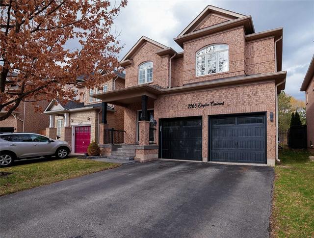 2265 Emprire Cres, House detached with 3 bedrooms, 3 bathrooms and 4 parking in Burlington ON | Image 1