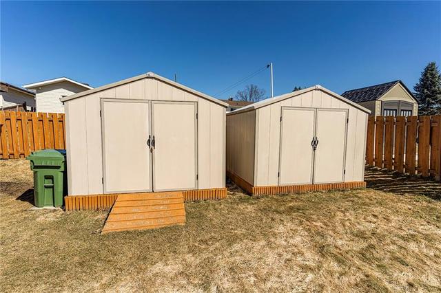 127 Reta Crescent, House detached with 3 bedrooms, 2 bathrooms and 6 parking in Pembroke ON | Image 27