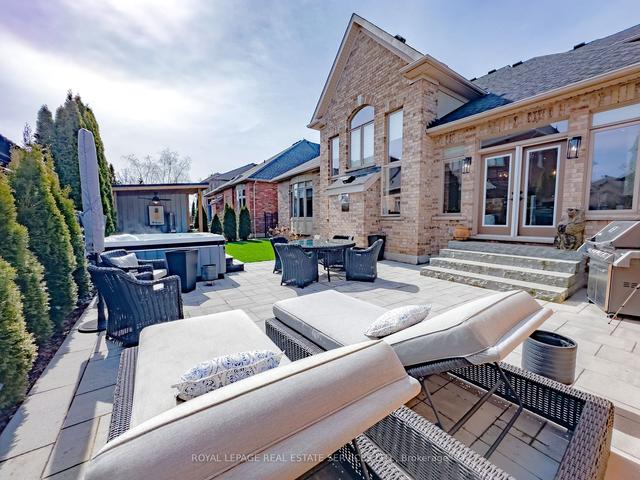 2040 Bingley Cres, House detached with 3 bedrooms, 4 bathrooms and 6 parking in Oakville ON | Image 24