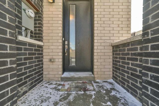 26 Military Cres, House attached with 3 bedrooms, 3 bathrooms and 2 parking in Brampton ON | Image 23