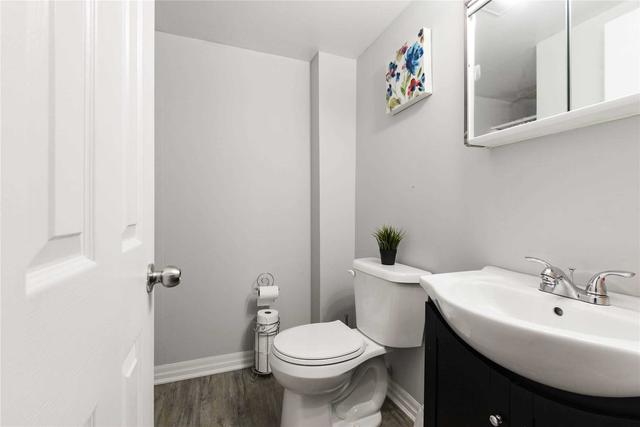 100 - 81 Hansen Rd N, Townhouse with 3 bedrooms, 2 bathrooms and 1 parking in Brampton ON | Image 16