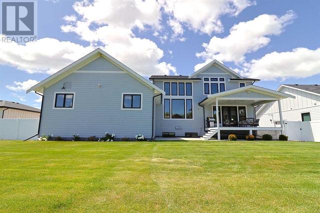 55 N 300 W, House detached with 5 bedrooms, 3 bathrooms and 6 parking in Raymond AB | Image 45
