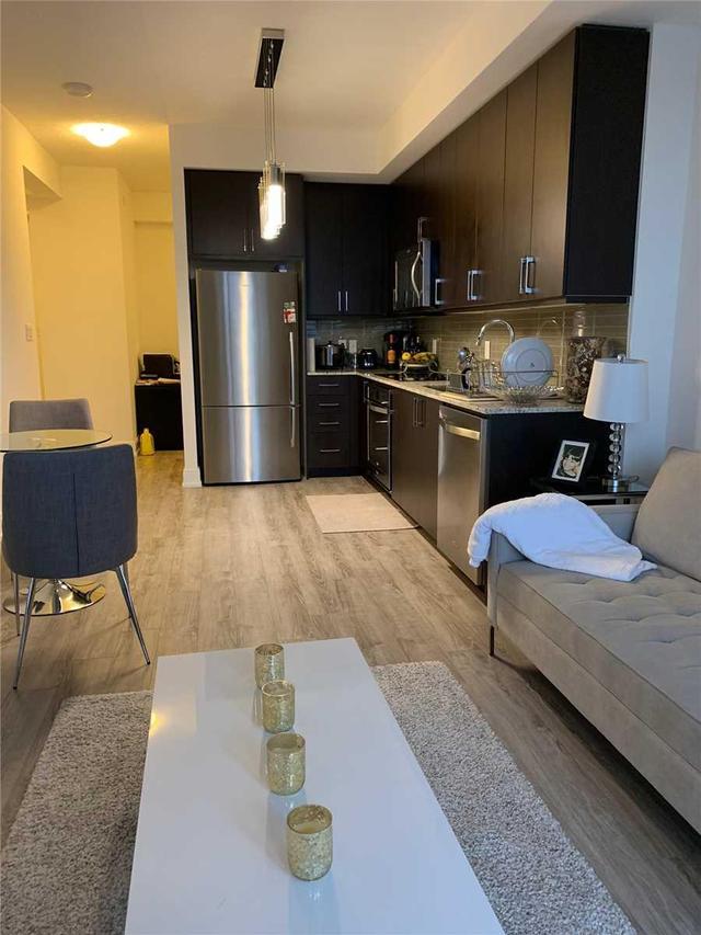 1101 - 9600 Yonge St, Condo with 1 bedrooms, 1 bathrooms and 1 parking in Richmond Hill ON | Image 3