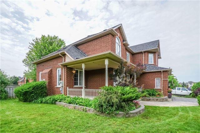 29 Freeston Cres, House detached with 4 bedrooms, 4 bathrooms and 4 parking in Ajax ON | Image 3