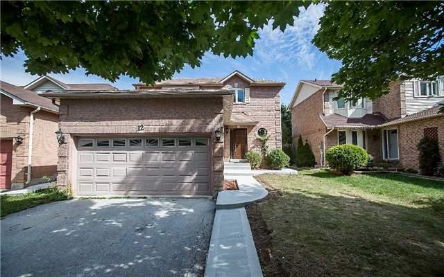 12 Vivians Cres, House detached with 3 bedrooms, 2 bathrooms and 2 parking in Brampton ON | Image 2