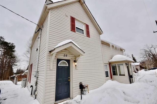 25 Grove St W, House detached with 2 bedrooms, 2 bathrooms and 6 parking in Barrie ON | Image 23