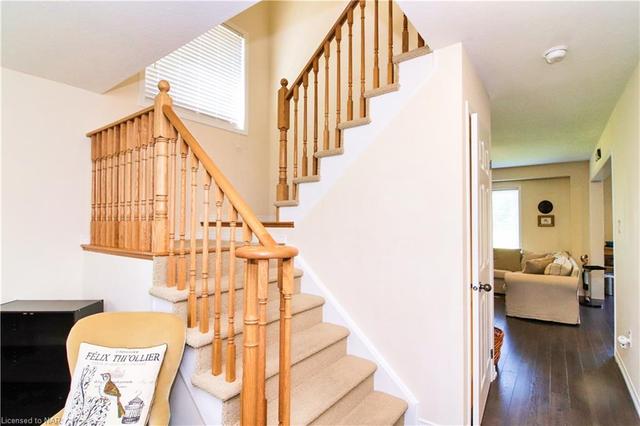 8729 Dogwood Crescent, House detached with 4 bedrooms, 2 bathrooms and 3 parking in Niagara Falls ON | Image 6