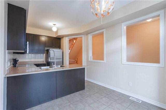 86 Magdalene Cres S, House attached with 3 bedrooms, 3 bathrooms and 2 parking in Brampton ON | Image 7