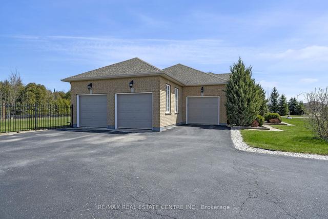 55 Stewart Dr, House detached with 3 bedrooms, 2 bathrooms and 11 parking in Erin ON | Image 35