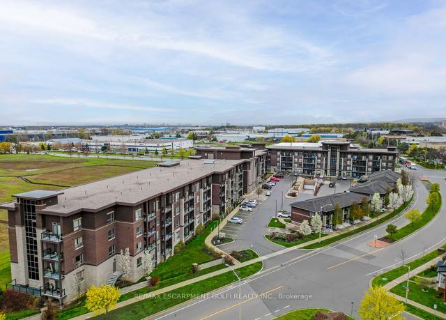 333 - 5010 Corporate Dr, Condo with 2 bedrooms, 2 bathrooms and 2 parking in Burlington ON | Image 1
