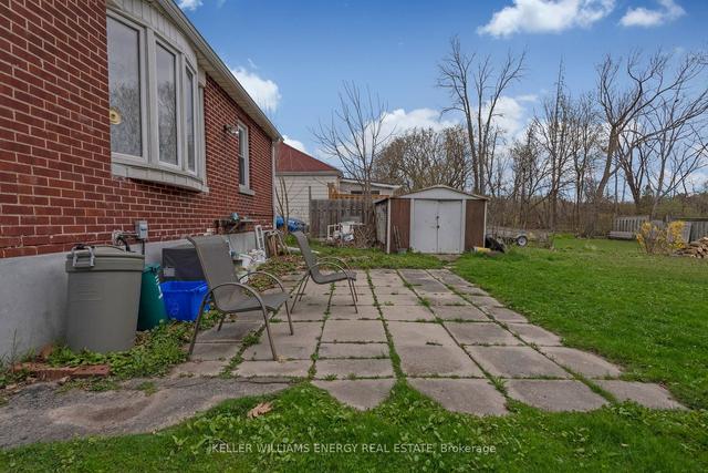 865 Grierson St, House detached with 2 bedrooms, 2 bathrooms and 3 parking in Oshawa ON | Image 13