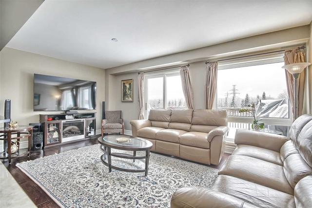 592 Mcbean Ave, House detached with 3 bedrooms, 3 bathrooms and 5 parking in Newmarket ON | Image 10