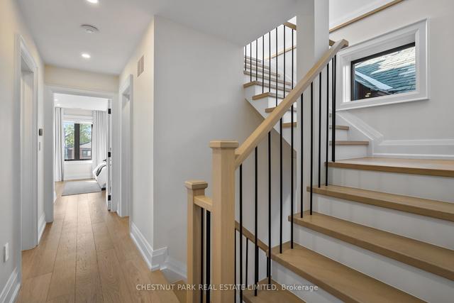 146 Beatrice St, House semidetached with 4 bedrooms, 5 bathrooms and 2 parking in Toronto ON | Image 18