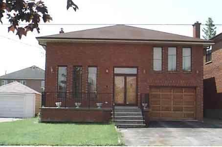 975 Glencairn Ave, House detached with 4 bedrooms, 4 bathrooms and 2 parking in Toronto ON | Image 1