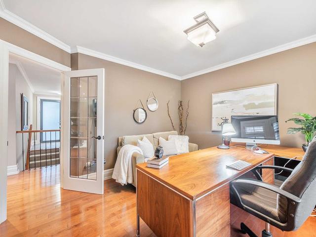 210 Poyntz Ave, House detached with 3 bedrooms, 4 bathrooms and 4 parking in Toronto ON | Image 2