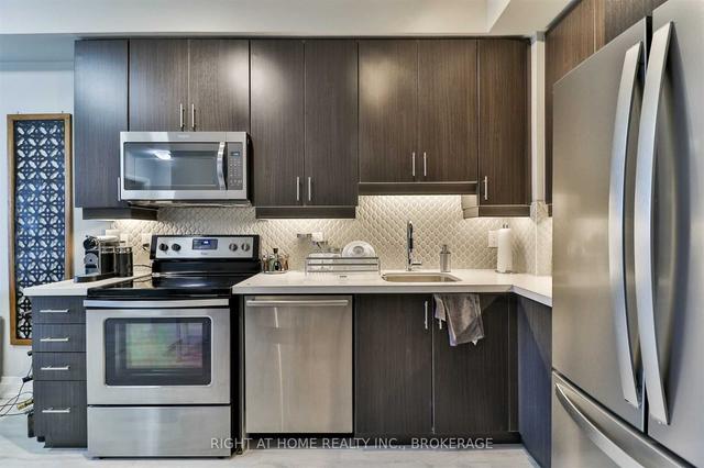 lph10 - 3700 Highway 7, Condo with 1 bedrooms, 1 bathrooms and 1 parking in Vaughan ON | Image 4