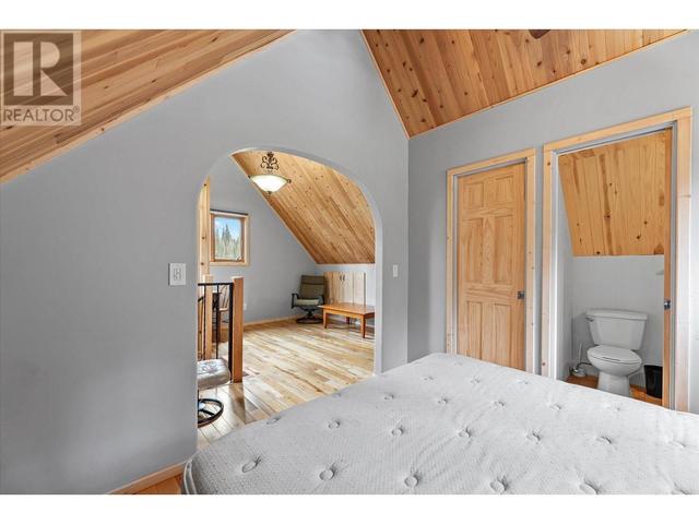 27 - 10250 Dee Lake Road Road, Home with 2 bedrooms, 1 bathrooms and 2 parking in Central Okanagan BC | Image 18