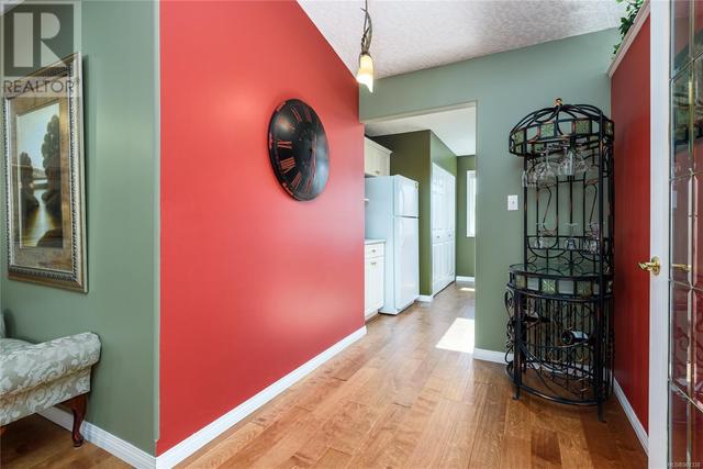 8 - 417 Heather Crt, House attached with 2 bedrooms, 2 bathrooms and 2 parking in Comox BC | Image 22