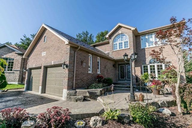 124 Penvill Tr, House detached with 4 bedrooms, 3 bathrooms and 4 parking in Barrie ON | Image 1
