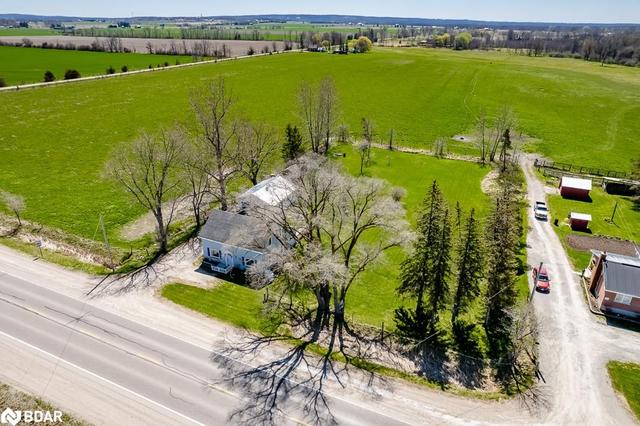 3825 26 Highway, House detached with 3 bedrooms, 1 bathrooms and 8 parking in Springwater ON | Image 35