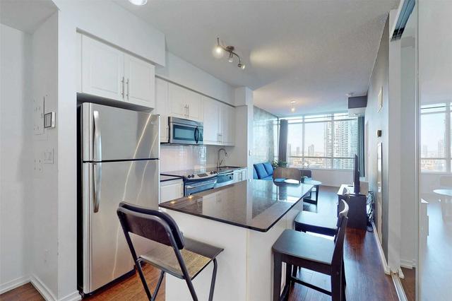 2005 - 55 Bremner Blvd, Condo with 1 bedrooms, 1 bathrooms and 0 parking in Toronto ON | Image 9