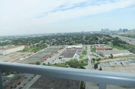 2216 - 135 Village Green Sq, Condo with 1 bedrooms, 1 bathrooms and 1 parking in Toronto ON | Image 9