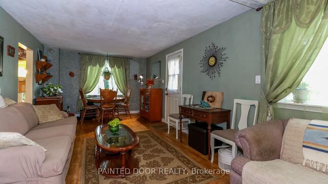 57 Johnson St, House detached with 2 bedrooms, 1 bathrooms and 3 parking in Barrie ON | Image 28