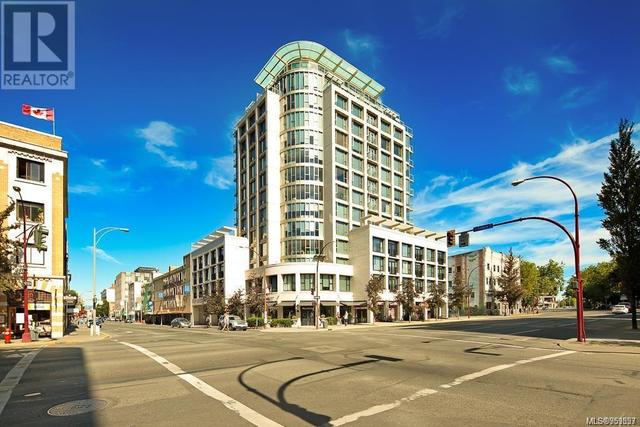 1001 - 760 Johnson St, Condo with 2 bedrooms, 1 bathrooms and 1 parking in Victoria BC | Image 1