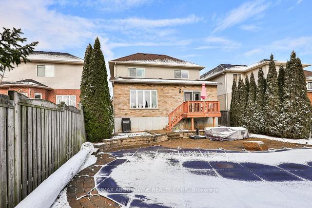 104 Garth Trails Cres, House detached with 3 bedrooms, 4 bathrooms and 6 parking in Hamilton ON | Image 35