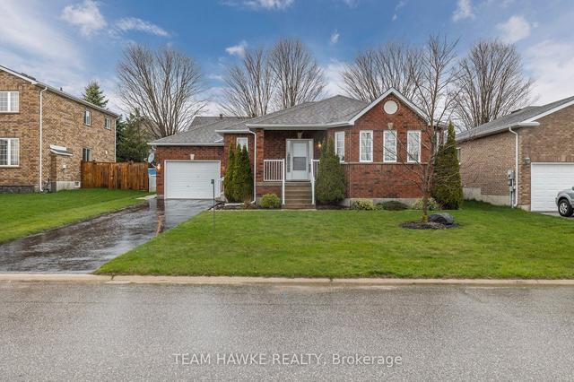 47 Whitfield Cres, House detached with 2 bedrooms, 2 bathrooms and 4 parking in Springwater ON | Image 12