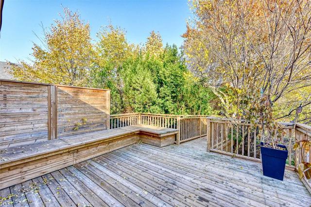 31 Fleetwell Crt, House detached with 3 bedrooms, 3 bathrooms and 5 parking in Toronto ON | Image 19