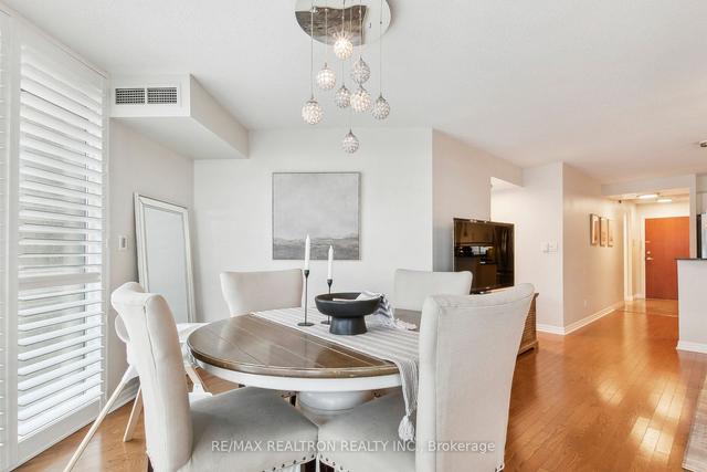 1107 - 300 Bloor St E, Condo with 2 bedrooms, 2 bathrooms and 1 parking in Toronto ON | Image 8